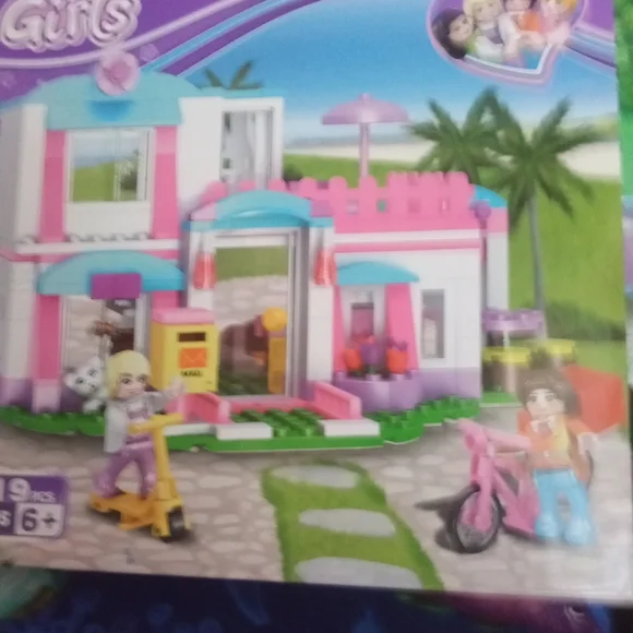 COGO Toys 2 Fantastic New Cogo Girls Building Block Kits Girl Series Poshmark